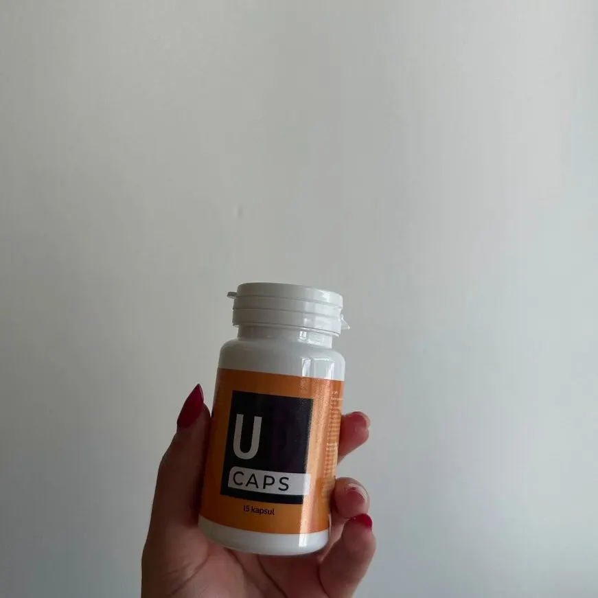 U Caps — fotografija 3
